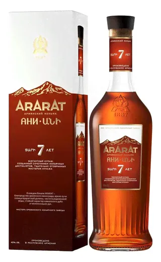 Коньяк Арарат Ани 7 лет 0.7 л в коробке-0