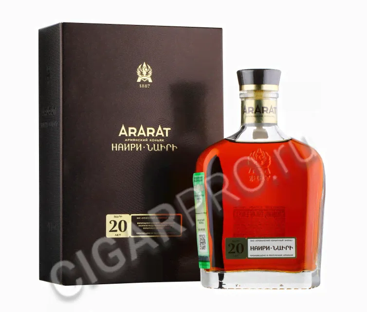 Ararat Nairi 20 years Коньяк Арарат Наири 20 лет 0.5л в подарочной упаковке-2