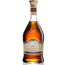 Коньяк арарат 5 звезд 0,7л 40% п/у